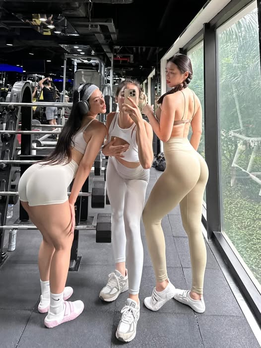 Ảnh Gái Mặc Váy Ngắn Che Mặt Tuyển Chọn Những Hình Ảnh Quyến Rũ Nhất